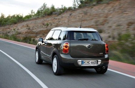 COUNTRYMAN 3